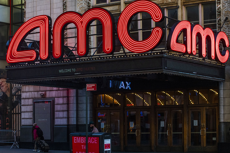 AMC Theatres, Universal reach deal to bring new movies to homes earlier